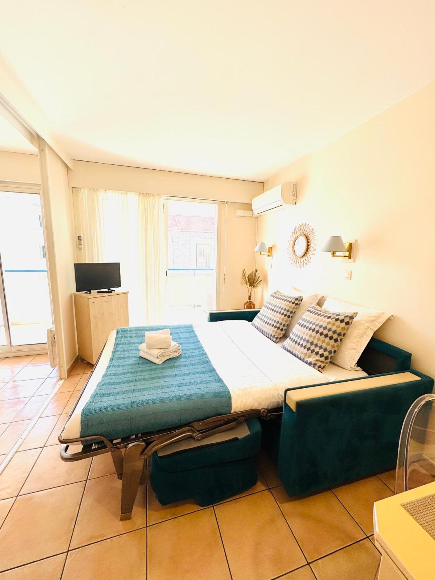 Les Rivages 2P Terrasse Parking Apartment Menton Exterior foto